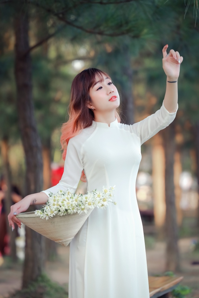 嘴唇直播下载 子弹与玫瑰